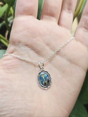 Vintage Crucifix Necklace – Jesus on the Cross Catholic Jewelry